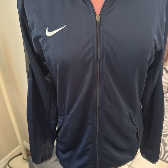 Nike Zip Jacket - Picture 4 of 5